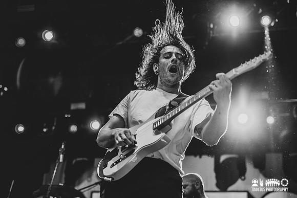 Idles in concert