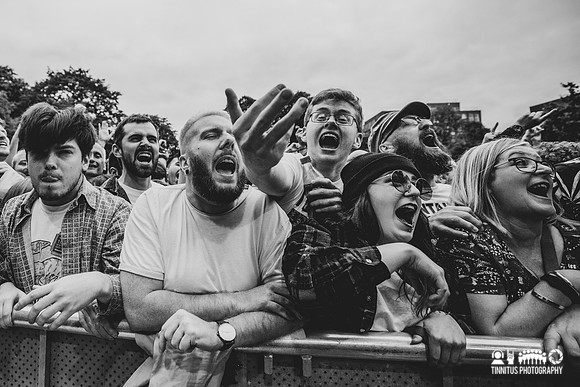 Idles in concert