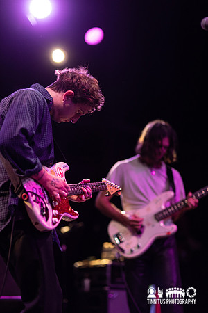 Beach Fossils in concert