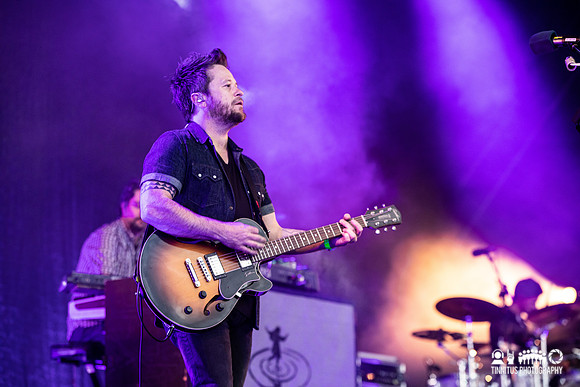 Elbow in concert
