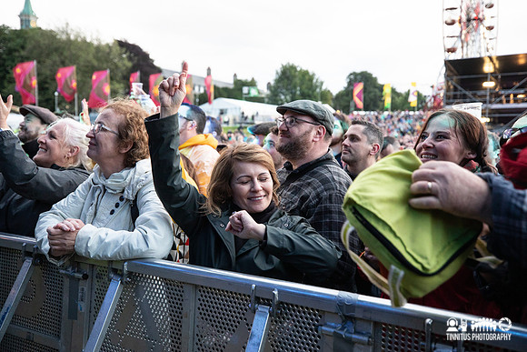 Elbow in concert