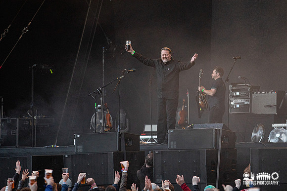 Elbow in concert
