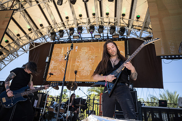 Idle Hands in concert