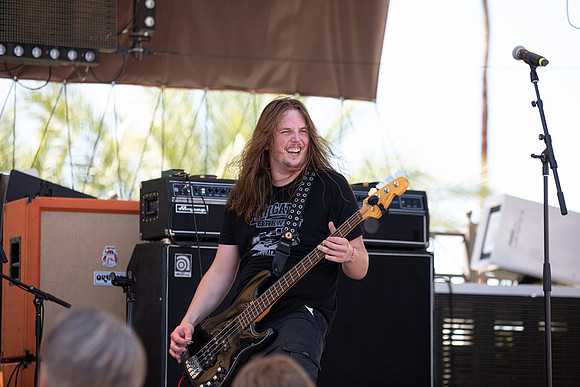 Howling Giant in concert