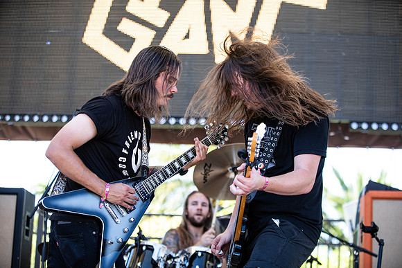 Howling Giant in concert
