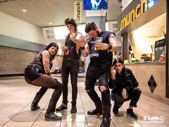 Max of Devil Master w/ friends