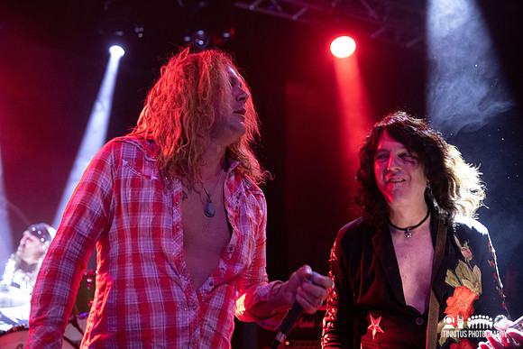 Led Zep 2 in concert
