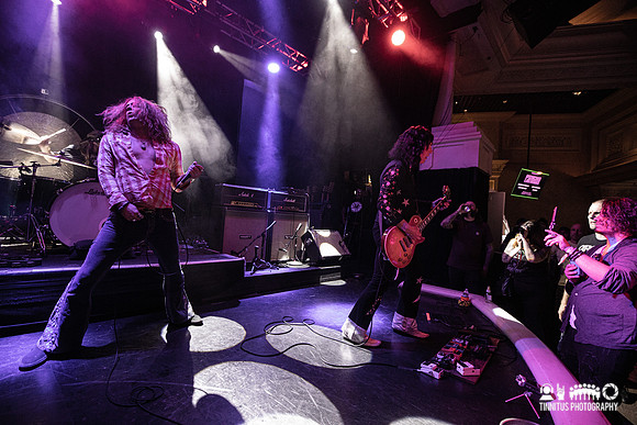 Led Zep 2 in concert