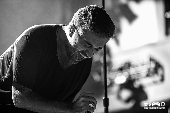 Glassjaw in concert
