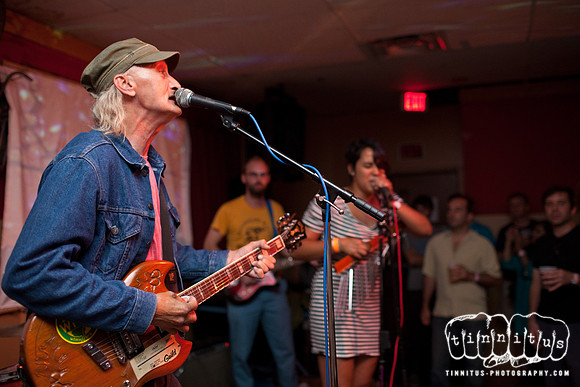 Bobb Trimble and the Flying Spiders play Deep Heaven Now