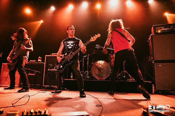 Old Man Gloom in concert