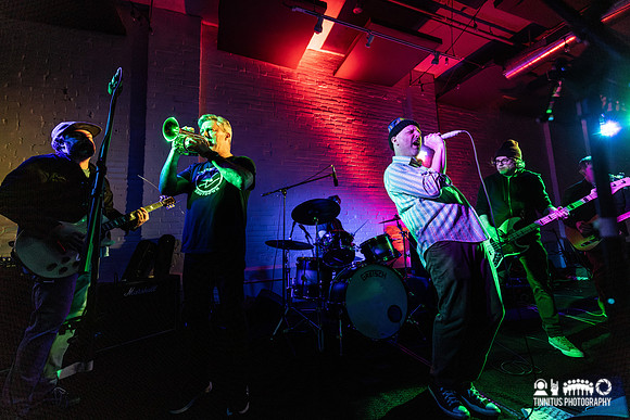 Cul De Sac Kids in concert
