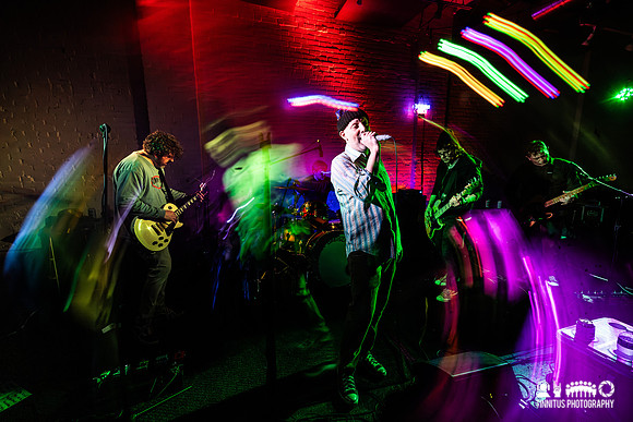Cul De Sac Kids in concert