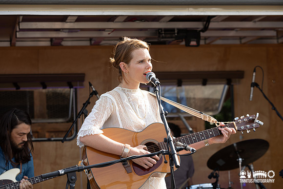 Cassandra Jenkins in concert