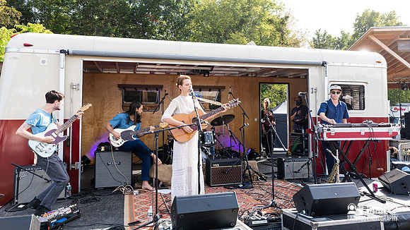 Cassandra Jenkins in concert