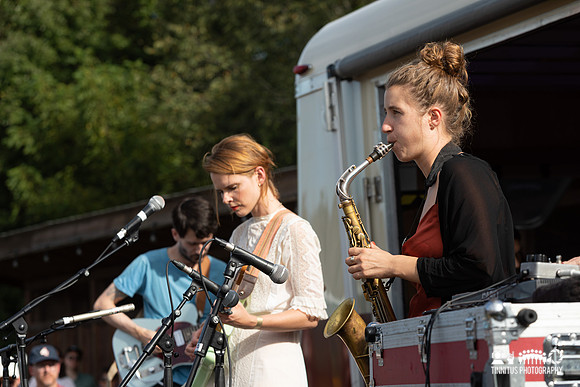 Cassandra Jenkins in concert