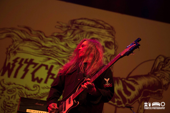 Witch in concert