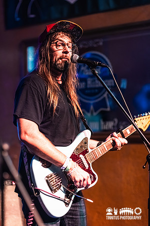Cliff Barnes in concert