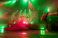 Neck Deep in concert