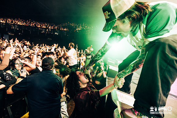 Neck Deep in concert