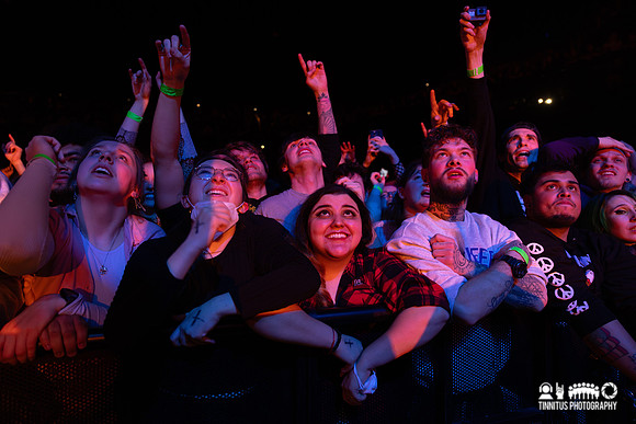 Neck Deep in concert