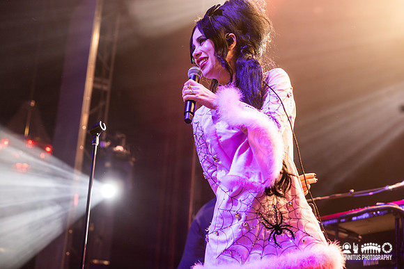 Twin Temple in concert