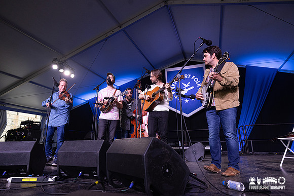 Mighty Poplar in concert