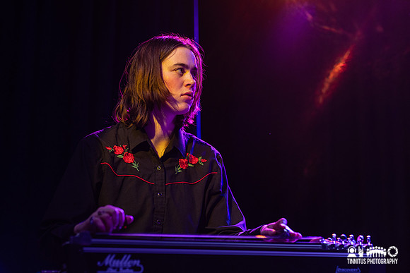 Mary Timony in concert