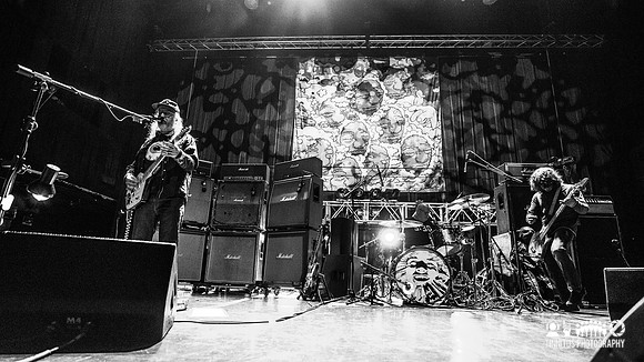 Dinosaur Jr in concert