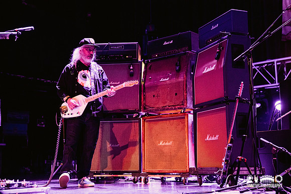 Dinosaur Jr in concert