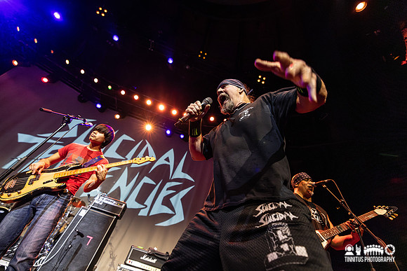 Suicidal Tendencies in concert