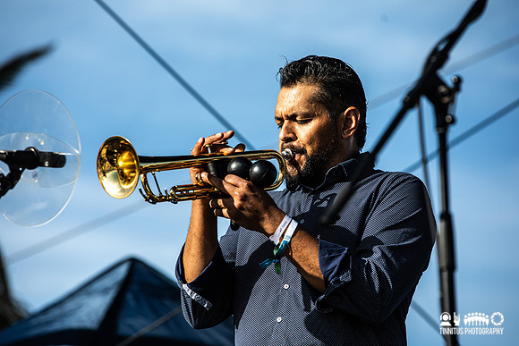 Calexico in concert