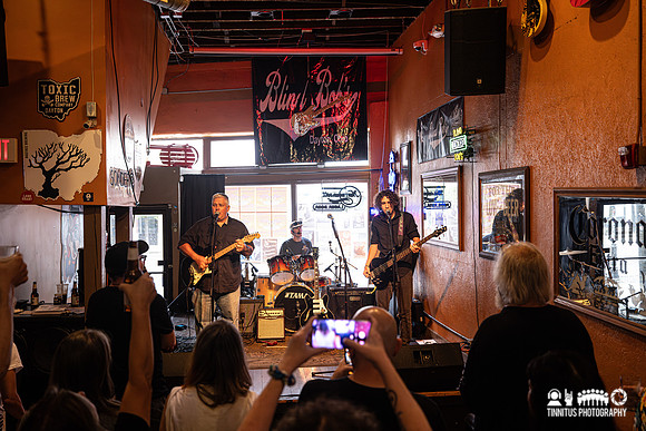 Teenage FBI in concert