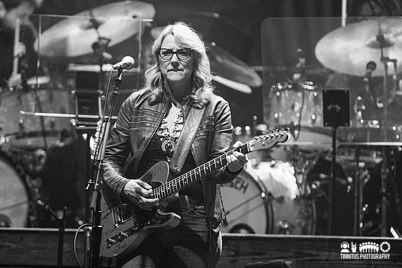 Tedeschi Trucks Band in concert