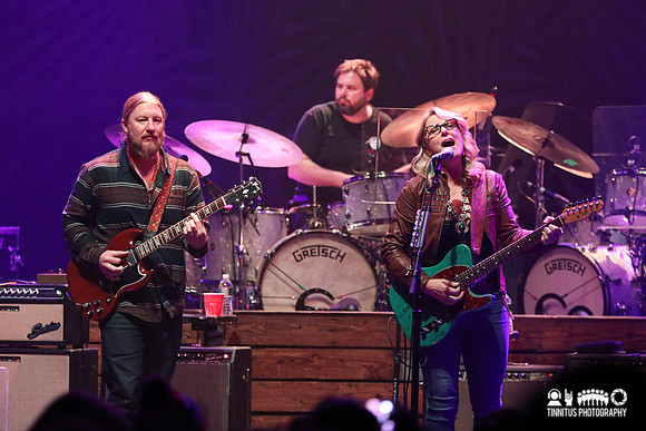 Tedeschi Trucks Band in concert