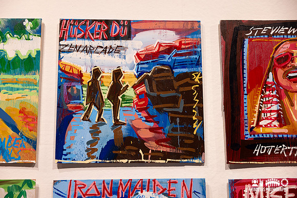 Steve Keene painting at Solid Sound Festival