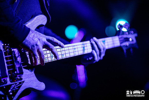 Om in concert