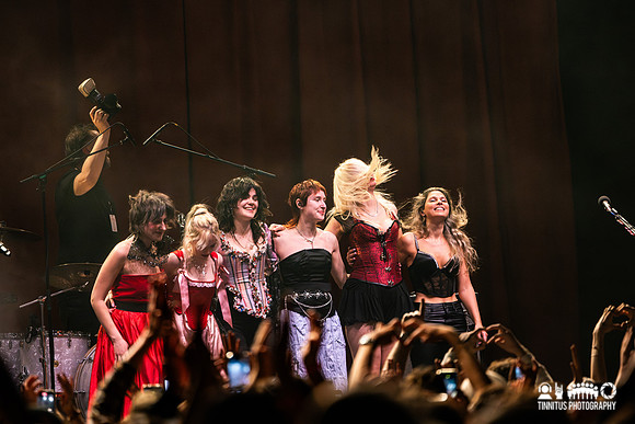The Last Dinner Party in concert