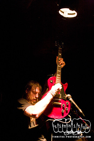 Black Pyramid in concert