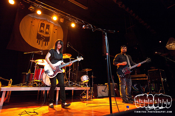 Versus in concert