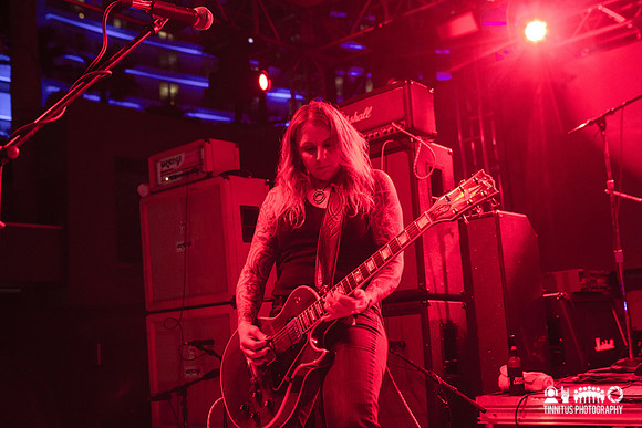 Acid King in concert