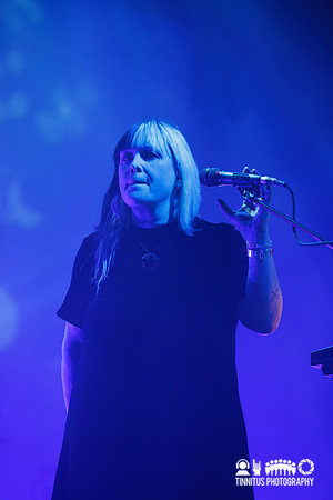Slowdive in concert