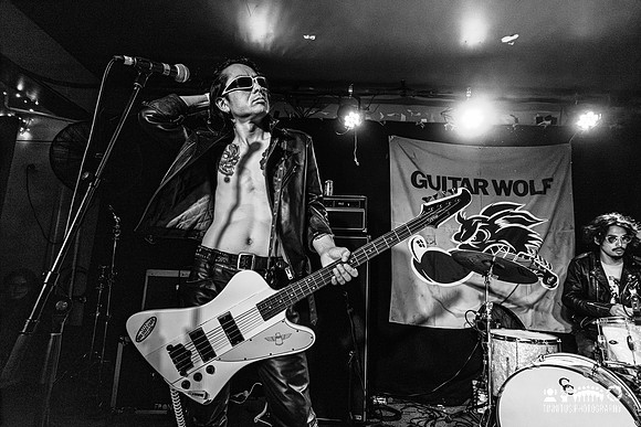 Guitar Wolf in concert