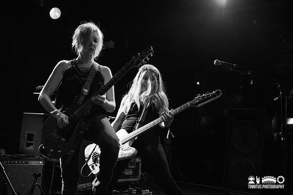 Belly in concert