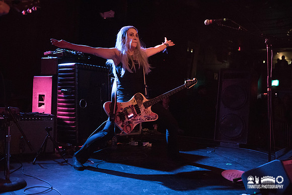 Belly in concert