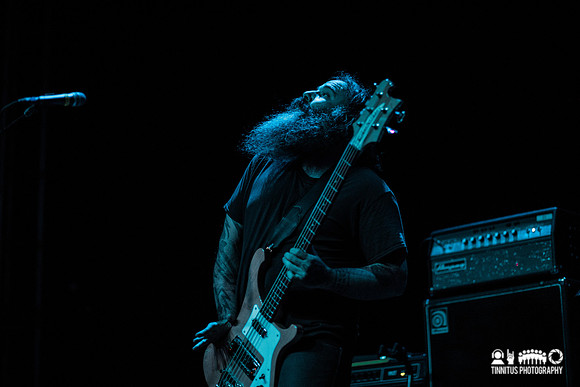 Om in concert