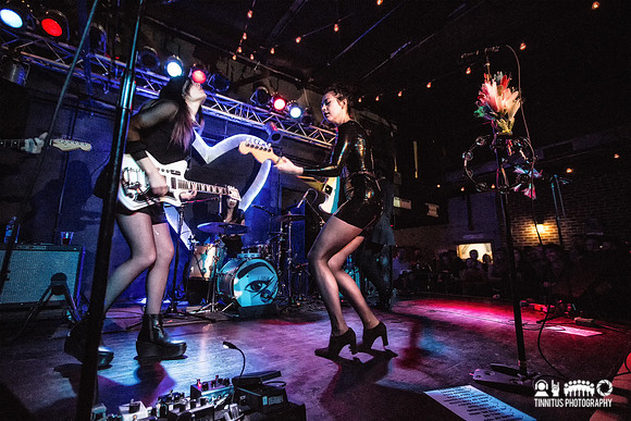 Dum Dum Girls in concert