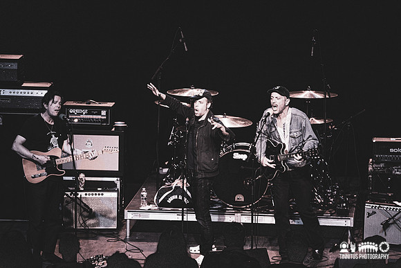 Superwolves in concert