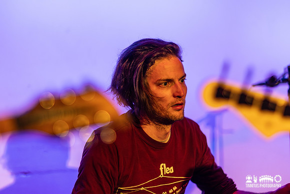 Verity Den in concert