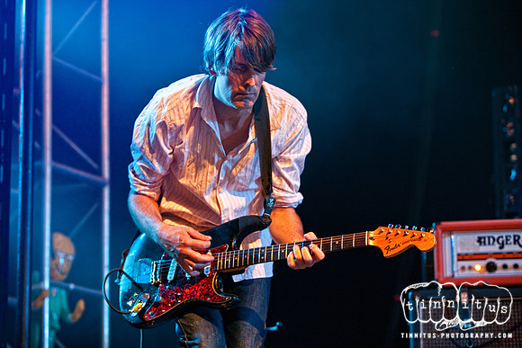 Pavement in concert